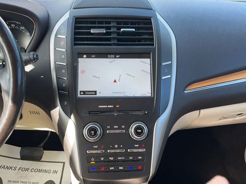 Used 2016 Lincoln MKC Reserve w/ Lincoln MKC Climate Package image 28