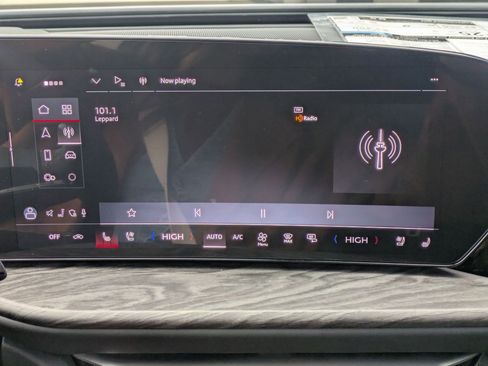 New 2025 Audi Q5 Premium Plus image 12