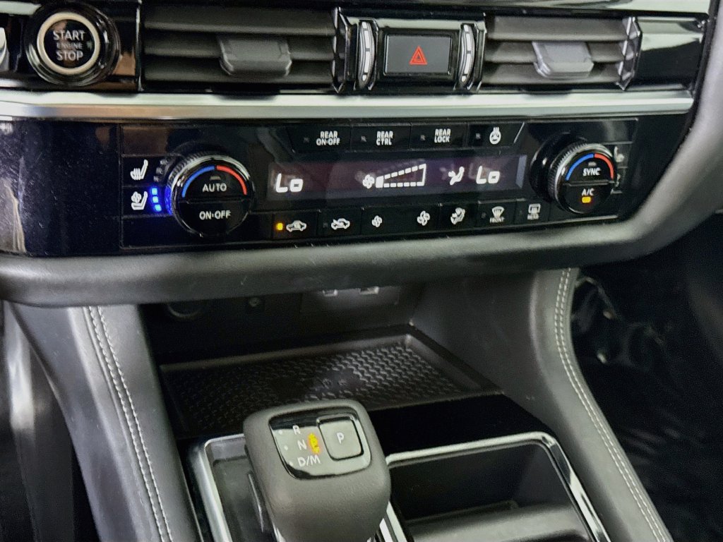 Certified 2024 Nissan Pathfinder Platinum AWD/4WD image 7
