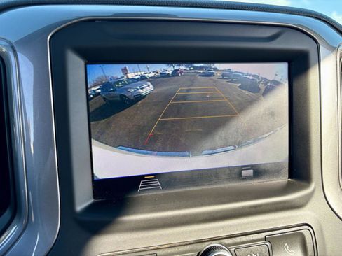 Used 2022 GMC Sierra 1500 Pro w/ Sierra Value Package image 4