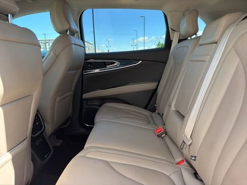 Used 2022 Lincoln Nautilus Reserve w/ Equipment Group 201A AWD/4WD image 19