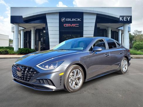 Used 2023 Hyundai Sonata SEL w/ Cargo Package image 2