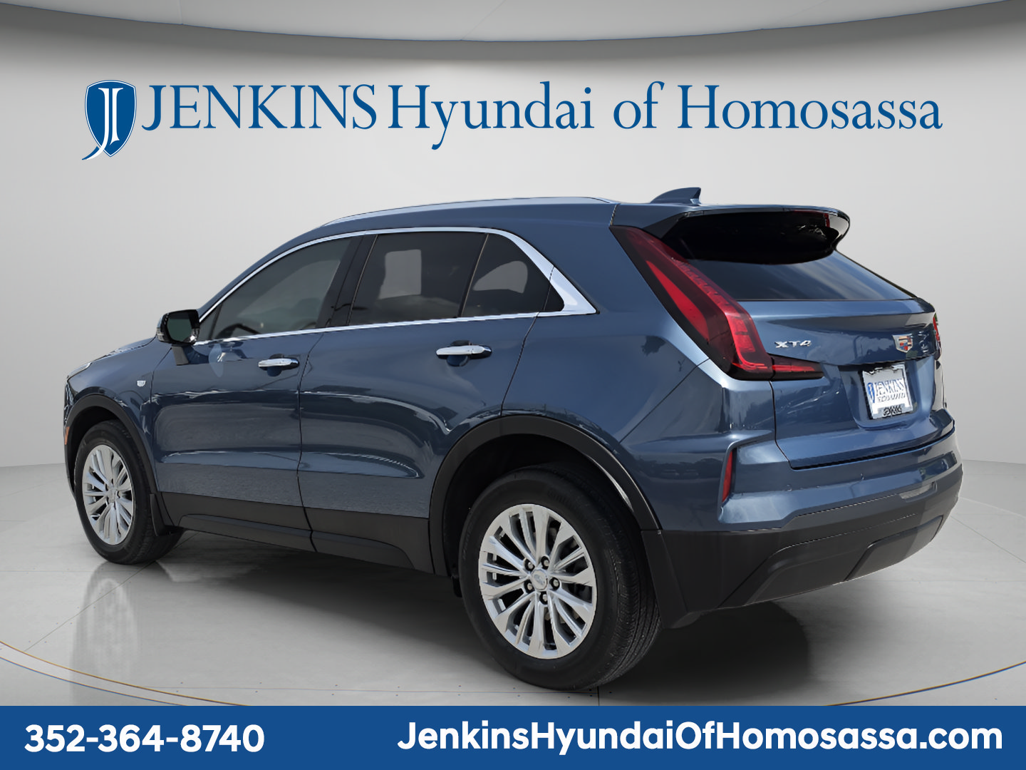 Used 2024 Cadillac XT4 Luxury FWD image 7
