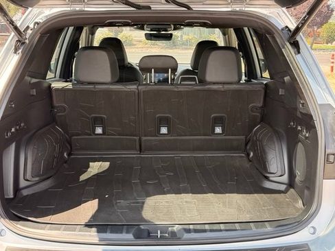 Used 2022 Subaru Forester Wilderness w/ Wilderness Package AWD/4WD image 27