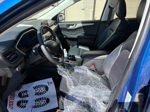 Used 2022 Ford Escape SEL w/ Technology Package image 14