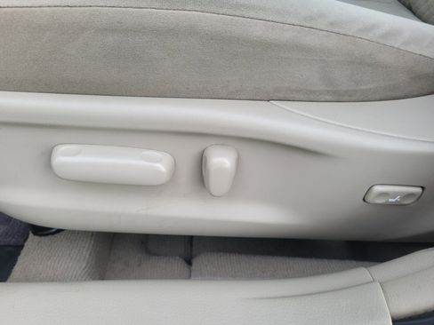 Used 2007 Toyota Camry LE image 12