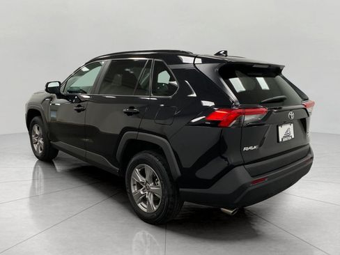 Used 2025 Toyota RAV4 XLE AWD/4WD image 7