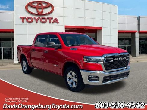 Used 2025 RAM 1500 Big Horn AWD/4WD image 1