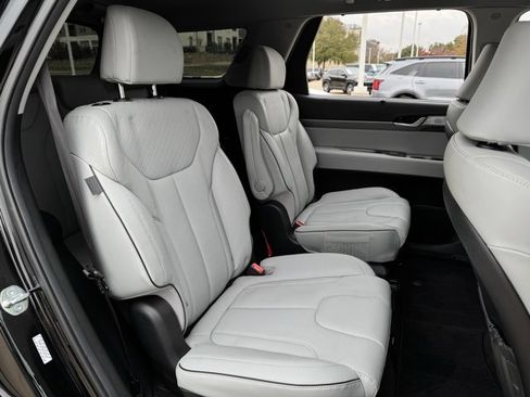 Used 2024 Hyundai Palisade SEL w/ Premium Package image 30