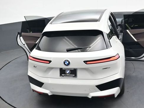 Used 2024 BMW iX xDrive50 w/ Premium Package AWD/4WD image 44