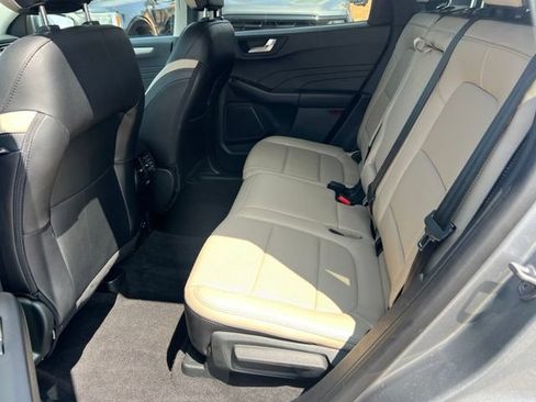 Certified 2022 Ford Escape SEL w/ Technology Package FWD image 20