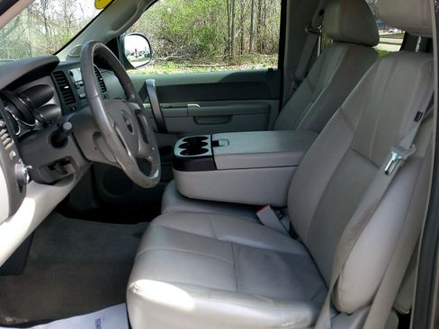 Used 2013 GMC Sierra 1500 SLE w/ Power Tech Package image 29