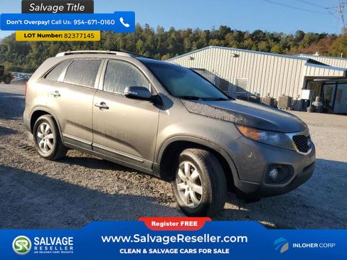 Used 2012 Kia Sorento LX w/ Convenience Pkg image 5