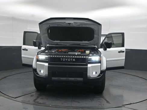 Used 2026 Toyota Land Cruiser image 64