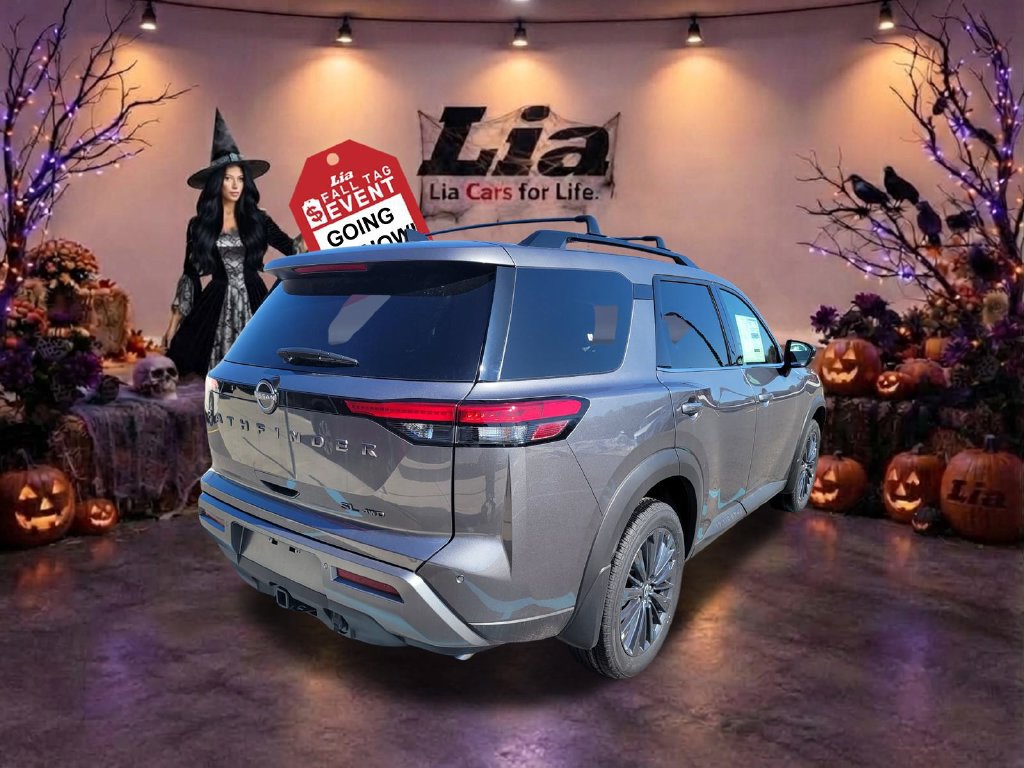 New 2026 Nissan Pathfinder SL AWD/4WD image 3