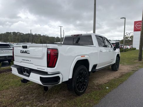 Used 2024 GMC Sierra 2500 Denali Ultimate image 7