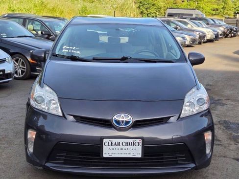 Used 2014 Toyota Prius Four FWD image 10