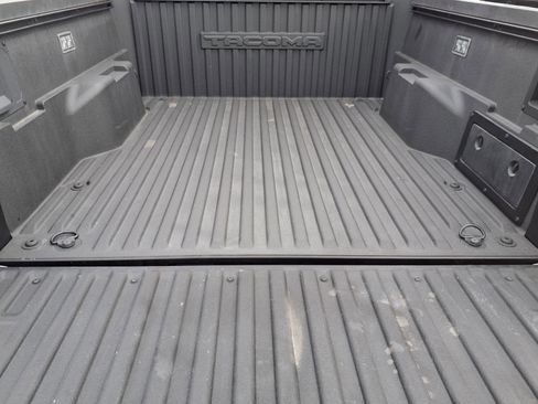 Used 2025 Toyota Tacoma TRD Off-Road w/ TRD Off Road Upgrade Package image 30