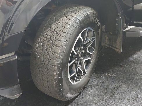 Used 2022 Ford F150 XLT w/ Equipment Group 302A High image 31