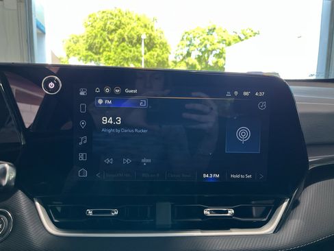 New 2026 Chevrolet Equinox LT FWD image 20