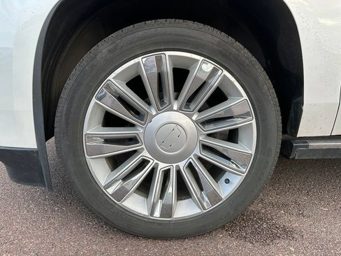 Used 2019 Cadillac Escalade Platinum AWD/4WD image 40