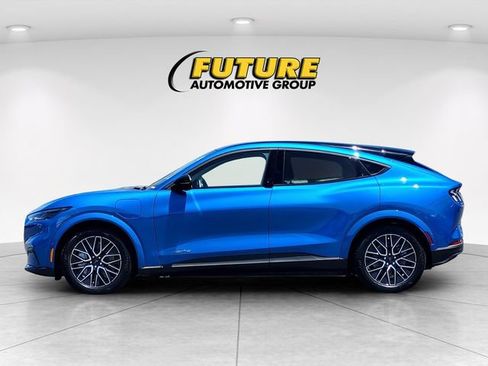 Used 2025 Ford Mustang Mach-E Premium RWD image 7