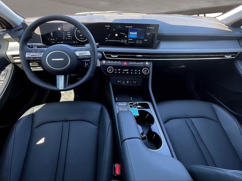 New 2025 Hyundai Sonata Limited image 5