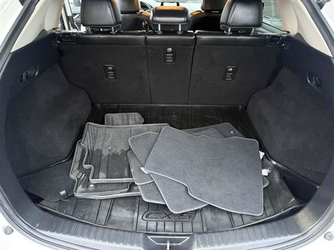 Used 2019 MAZDA CX-5 Touring image 18
