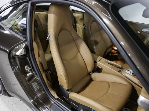 Used 2010 Porsche 911 Carrera S RWD image 27