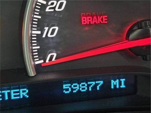 Used 2009 Chevrolet Corvette Coupe w/ Preferred Equipment Group RWD image 18