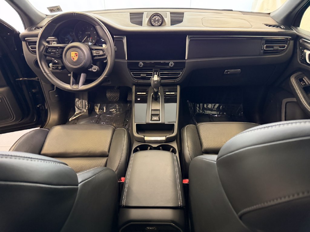 Certified 2023 Porsche Macan GTS AWD/4WD image 17