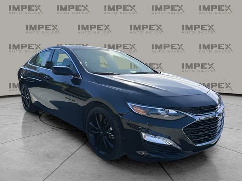 Used 2024 Chevrolet Malibu LT w/ Midnight Edition image 7