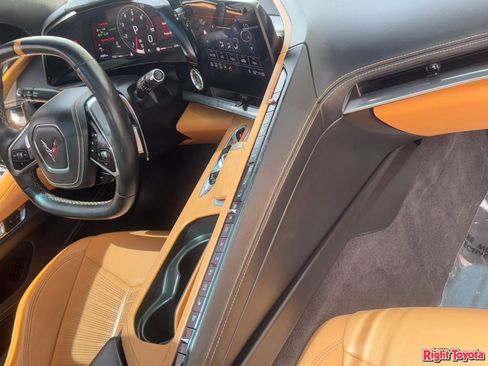 Used 2020 Chevrolet Corvette Stingray Premium Cpe w/ 3LT Preferred Equipment Group RWD image 11
