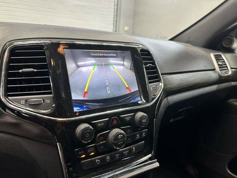 Used 2021 Jeep Grand Cherokee Laredo X RWD image 21