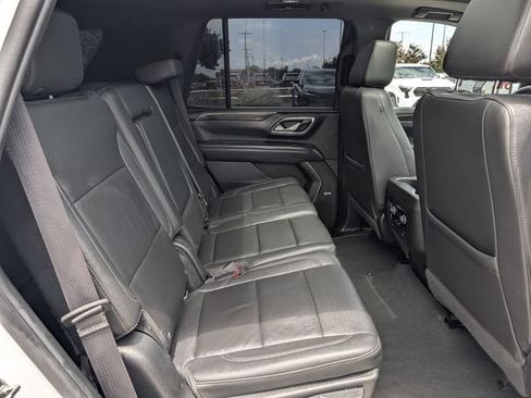 Used 2022 Chevrolet Tahoe Z71 w/ Luxury Package AWD/4WD image 30