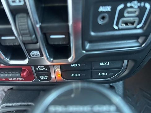 New 2025 Jeep Wrangler Unlimited Rubicon 392 image 19