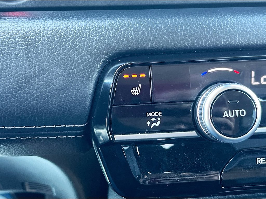 Used 2024 Honda Pilot Touring image 21
