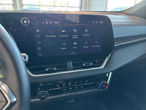 Used 2025 Chevrolet Equinox LT image 21