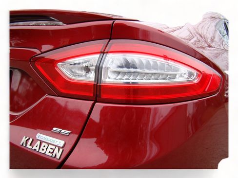 Used 2019 Ford Fusion Titanium image 27