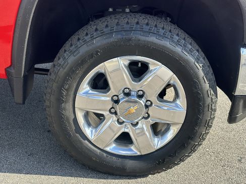 Used 2022 Chevrolet Silverado 3500 LTZ w/ LTZ Premium Package image 16