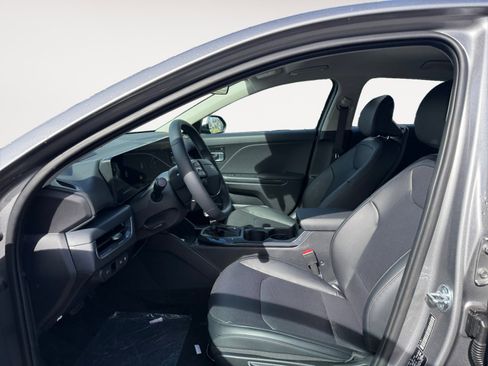 New 2026 Kia K4 EX image 10