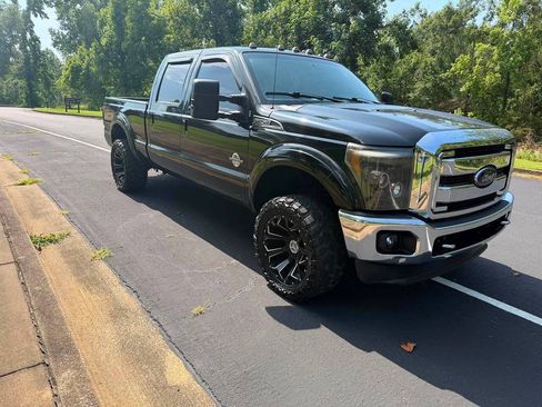 Used 2012 Ford F250 Lariat w/ Lariat Ultimate Pkg AWD/4WD image 5