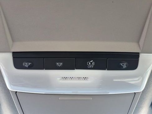 Certified 2024 Nissan Sentra SR w/ Trunk Package image 24