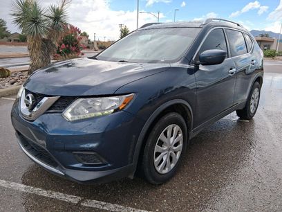 Used 2016 Nissan Rogue S w/ Appearance Package