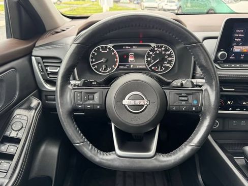 Used 2023 Nissan Rogue SV w/ SV Premium B Package AWD/4WD image 9
