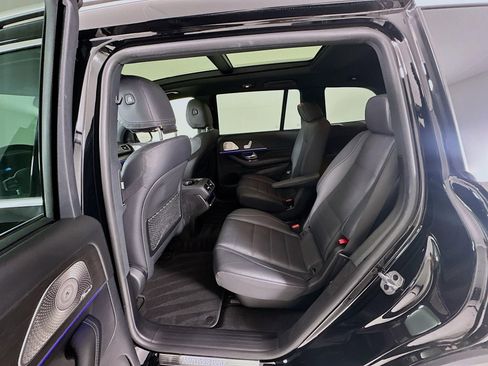 Used 2021 Mercedes-Benz GLS 450 4MATIC image 27