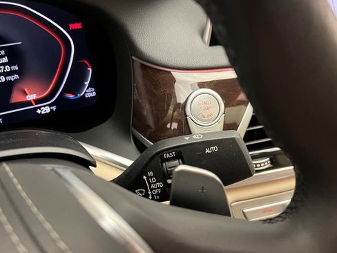 Used 2022 BMW 740i image 38