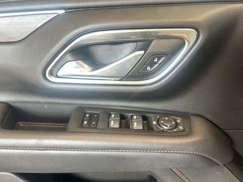 Used 2022 Chevrolet Suburban Z71 AWD/4WD image 26