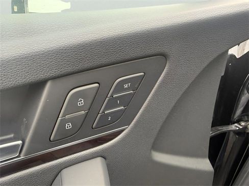 Used 2019 Audi Q5 2.0T Premium w/ Convenience Package image 14