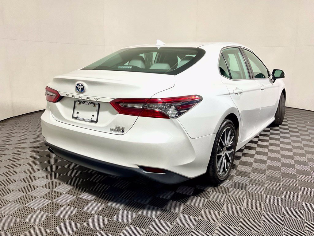 Used 2022 Toyota Camry XLE w/ Cold Weather Package FWD image 15
